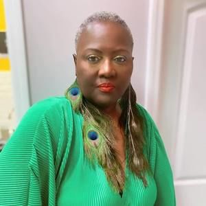 Meet your Posher, Rita